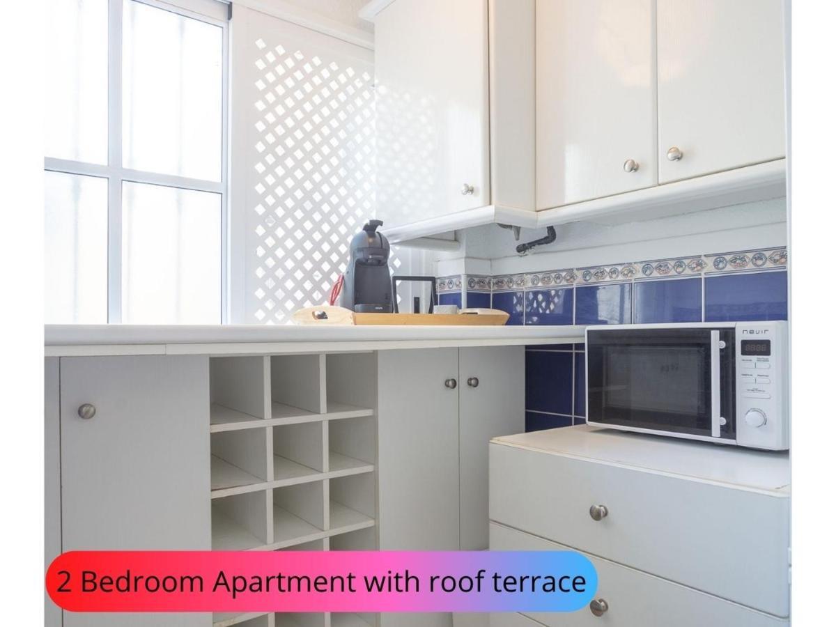 Desirable Rooftop Terrace , 2 Bedroom Apartment With Wifi In Costa Adeje 칼라오살바헤 외부 사진